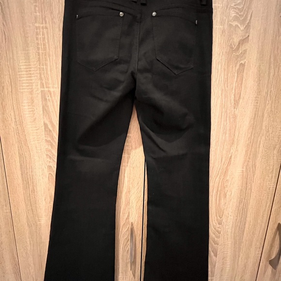 2pairs of Burberry London flared jeans Black and Blue - Picture 12 of 13